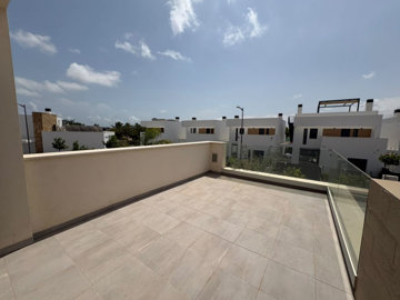 propertyattachment11cmuf2yji20260811093128