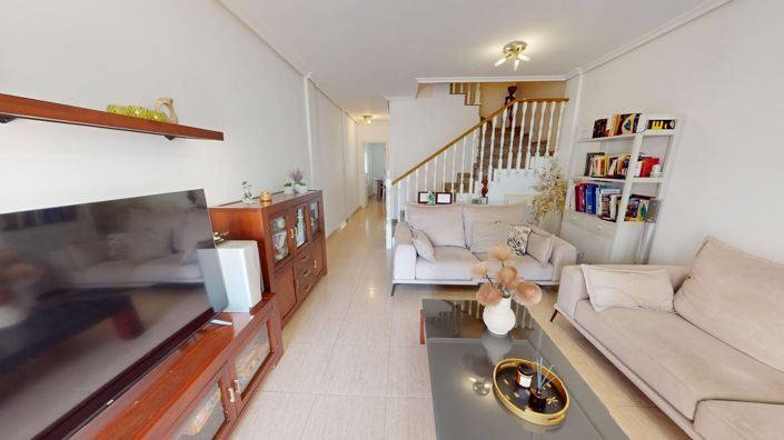 Image No.10-3 Bed Villa for sale