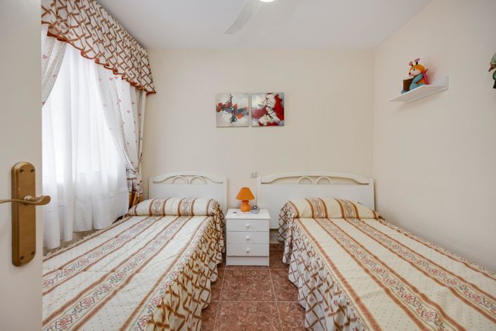 Image No.12-3 Bed Villa for sale