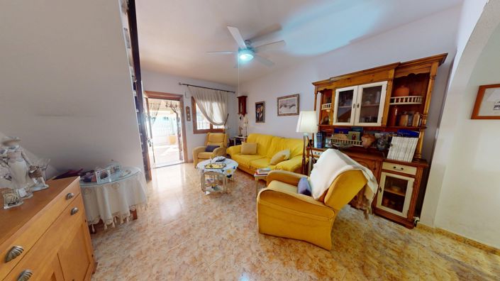 Image No.11-3 Bed Townhouse for sale