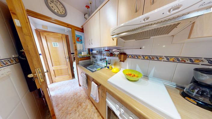 Image No.16-3 Bed Townhouse for sale