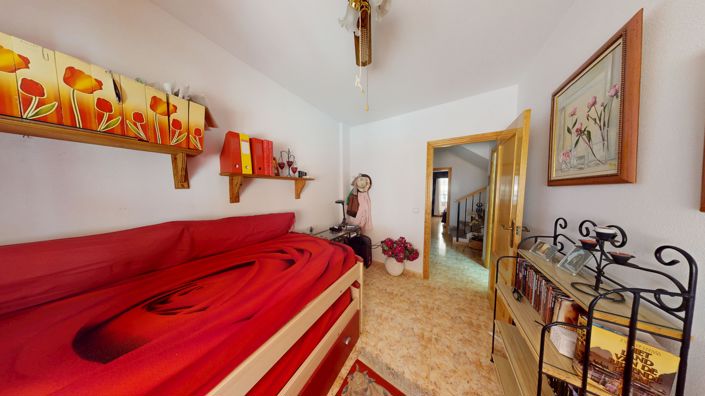 Image No.22-3 Bed Townhouse for sale