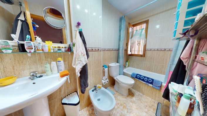 Image No.24-3 Bed Townhouse for sale