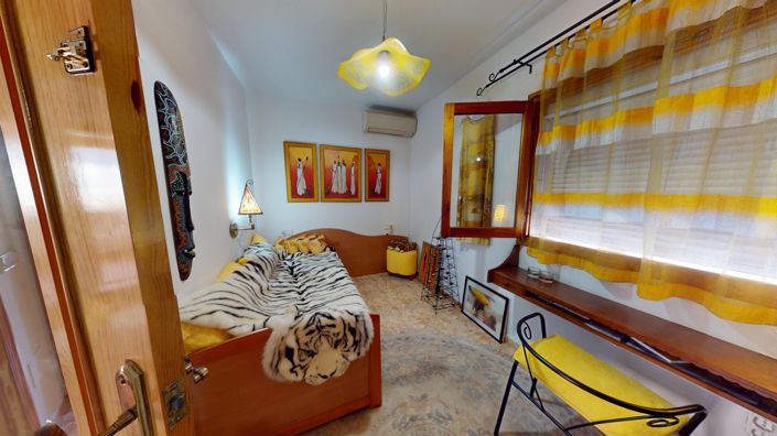Image No.33-3 Bed Townhouse for sale