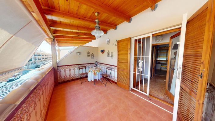 Image No.4-3 Bed Townhouse for sale