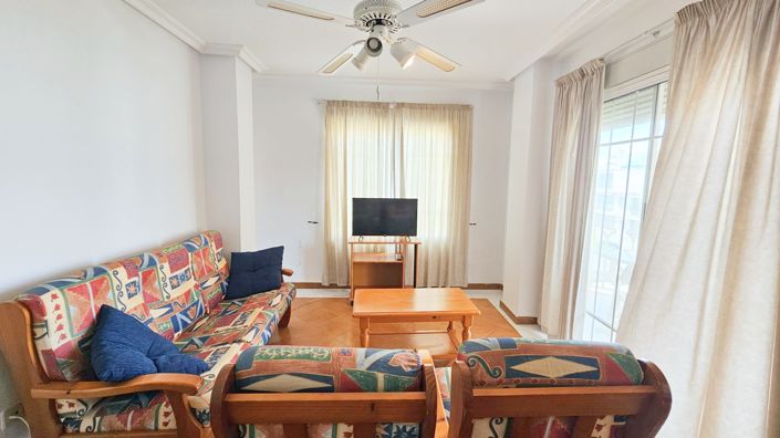 Image No.20-3 Bed Townhouse for sale