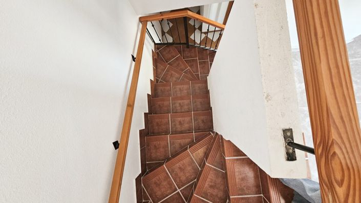 Image No.27-3 Bed Townhouse for sale
