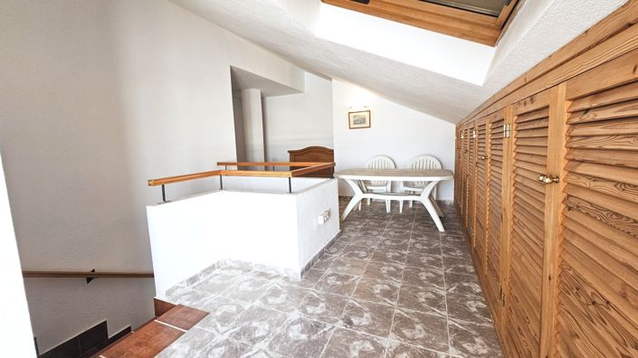 Image No.28-3 Bed Townhouse for sale