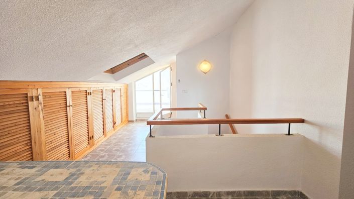 Image No.29-3 Bed Townhouse for sale