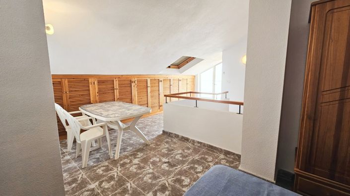Image No.30-3 Bed Townhouse for sale