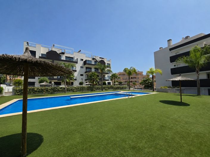 Image No.20-2 Bed Apartment for sale