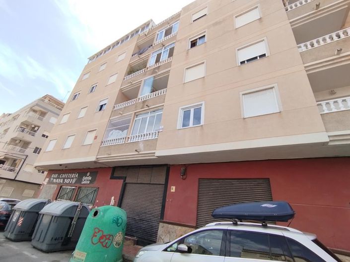 Image No.30-Appartement de 2 chambres à vendre à Torrevieja