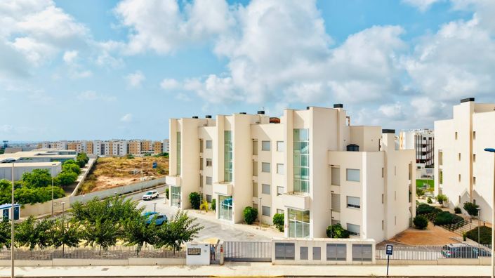 Image No.5-2 Bed Apartment for sale