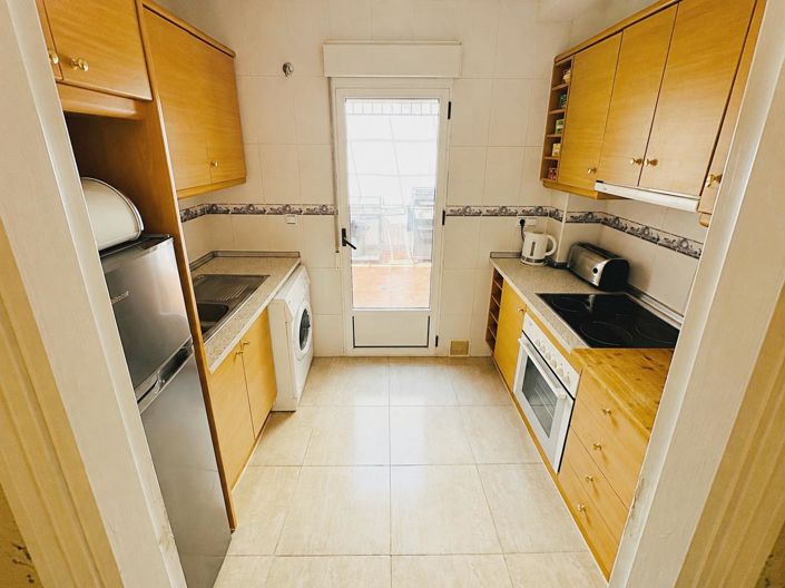Image No.8-2 Bed Bungalow for sale