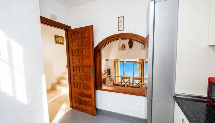 Image No.10-3 Bed Villa for sale