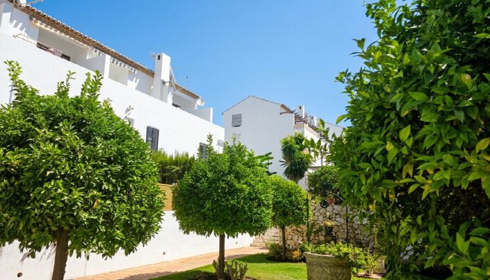 Image No.24-3 Bed Villa for sale