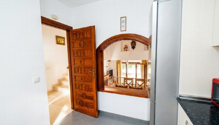 Image No.7-3 Bed Villa for sale