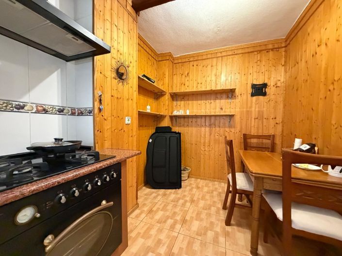 Image No.14-2 Bed Apartment for sale