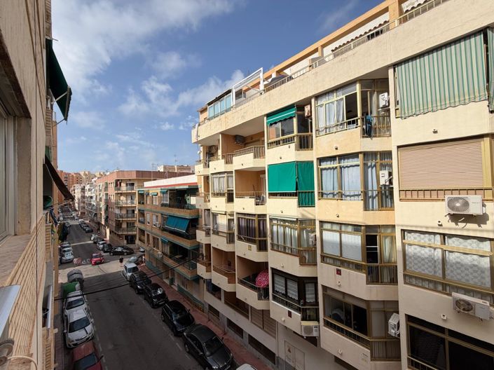Image No.24-2 Bed Apartment for sale