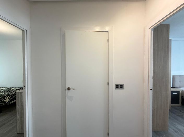 Image No.28-2 Bed Apartment for sale
