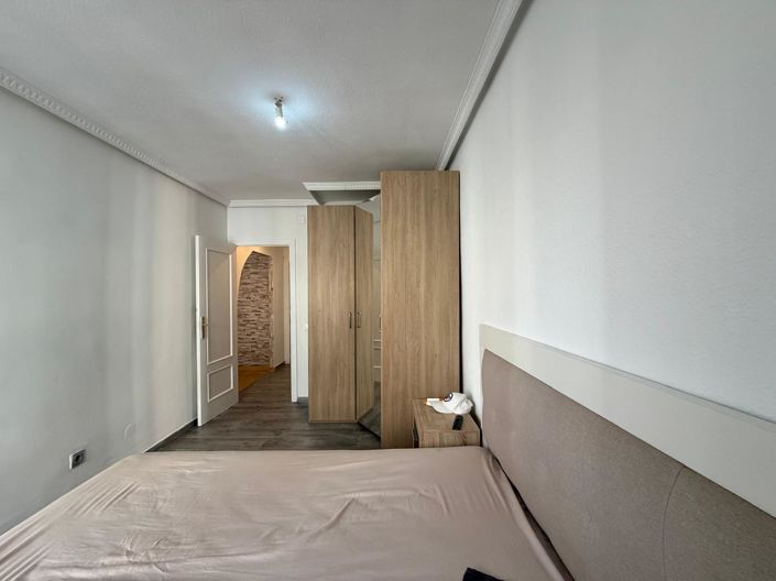 Image No.33-2 Bed Apartment for sale