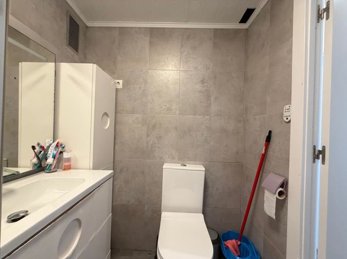 Image No.40-2 Bed Apartment for sale