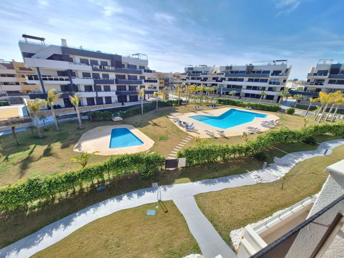 Image No.2-Appartement de 2 chambres à vendre à Orihuela Costa