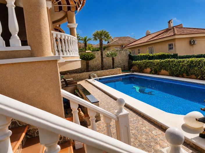 Image No.9-4 Bed Villa for sale