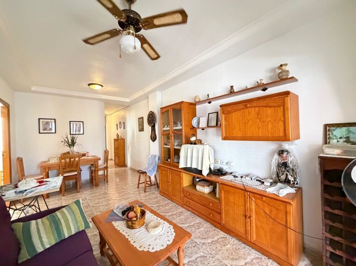 Image No.20-2 Bed Apartment for sale