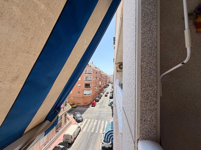 Image No.27-2 Bed Apartment for sale