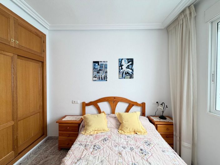 Image No.32-2 Bed Apartment for sale