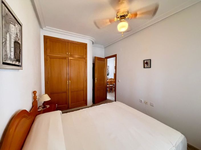 Image No.42-2 Bed Apartment for sale