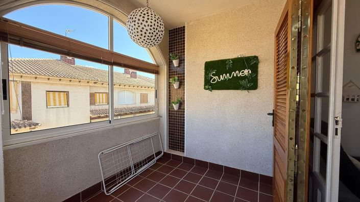 Image No.20-2 Bed Bungalow for sale