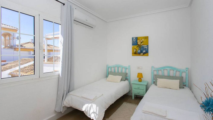 Image No.22-3 Bed Apartment for sale