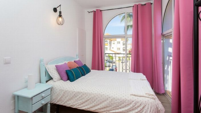 Image No.30-3 Bed Apartment for sale