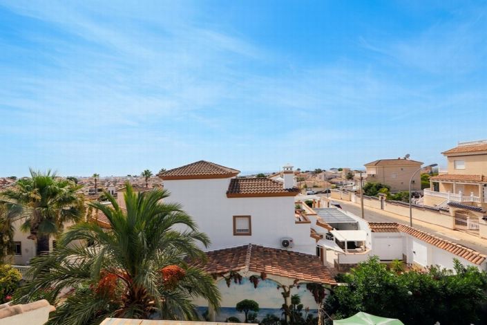 Image No.20-3 Bed Villa for sale