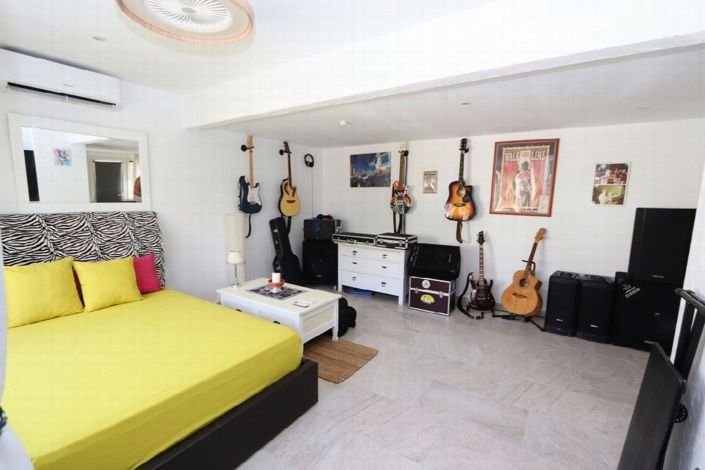 Image No.30-3 Bed Villa for sale