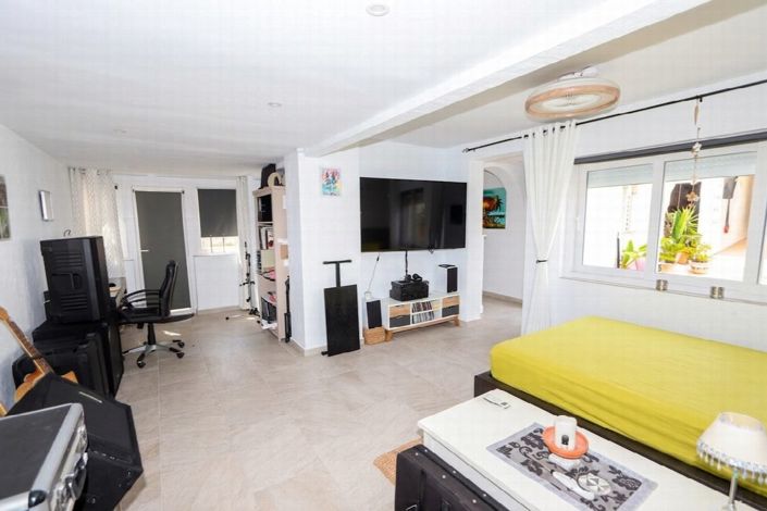 Image No.31-3 Bed Villa for sale