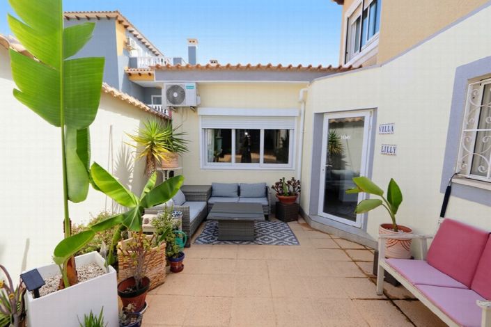 Image No.32-3 Bed Villa for sale