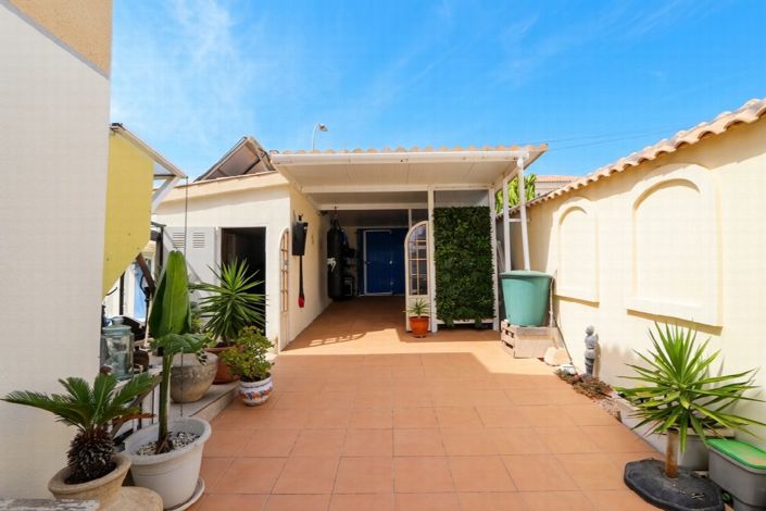 Image No.34-3 Bed Villa for sale