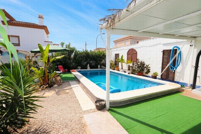 Image No.41-3 Bed Villa for sale