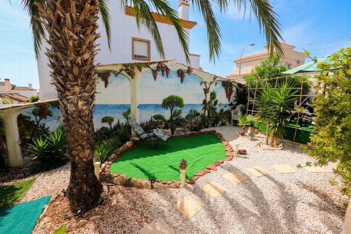 Image No.49-3 Bed Villa for sale