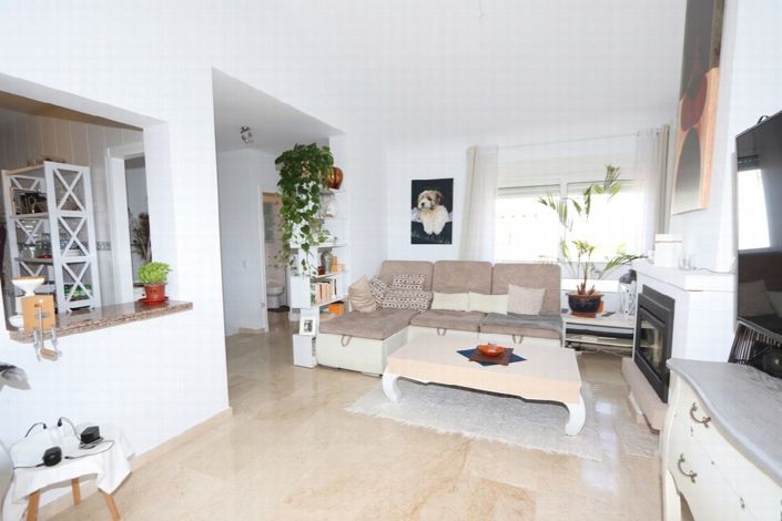 Image No.5-3 Bed Villa for sale