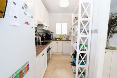 12-53013098fcab6c38b1379cd33298e050