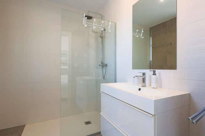 Image No.15-3 Bed House for sale