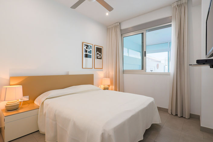 Image No.27-3 Bed House for sale