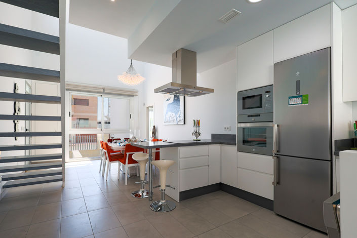 Image No.5-3 Bed House for sale