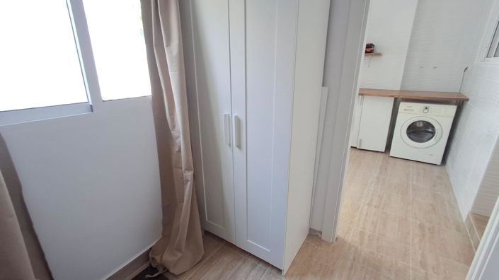 Image No.30-3 Bed Townhouse for sale