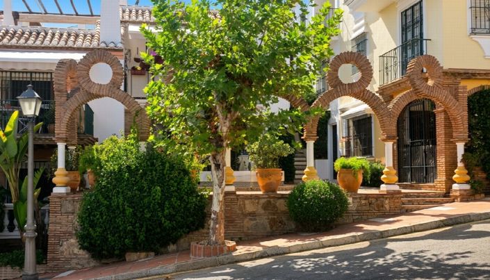 Image No.33-2 Bed Villa for sale