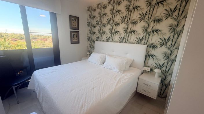 Image No.15-3 Bed Apartment for sale
